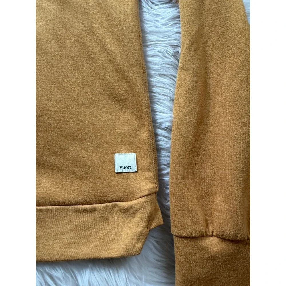 Vuori Halo Hoodie - Picture 5 of 10